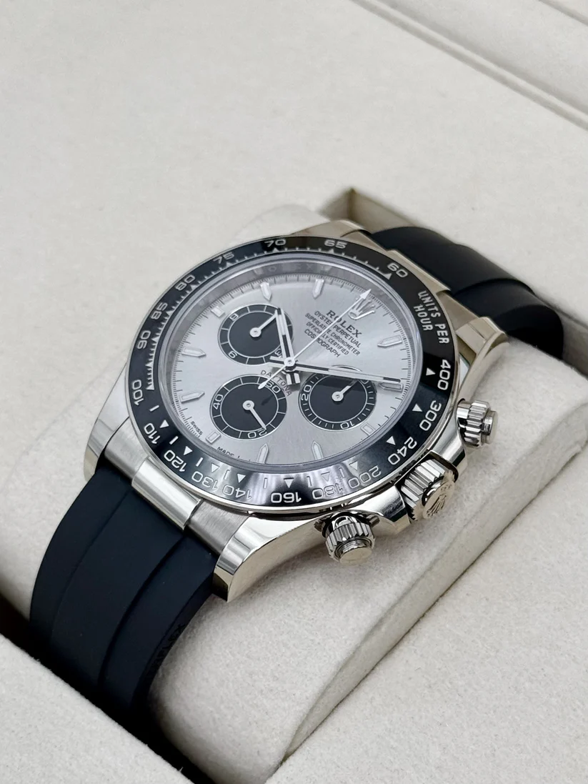 2026 Rolex Daytona 40mm 126519LN White Gold Oysterflex Silver Ghost Dial - Image 7