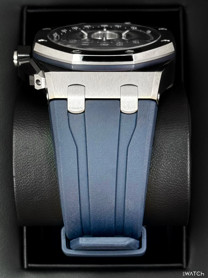 2022 Audemars Piguet Royal Oak Offshore 43mm 26420TI Titanium Blue Dial - Image 8