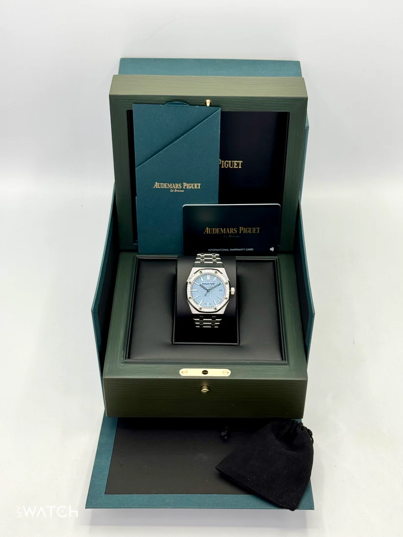 NEW 2025 Audemars Piguet Royal Oak 37mm 15551ST Stainless Steel Blue Dial - Image 2