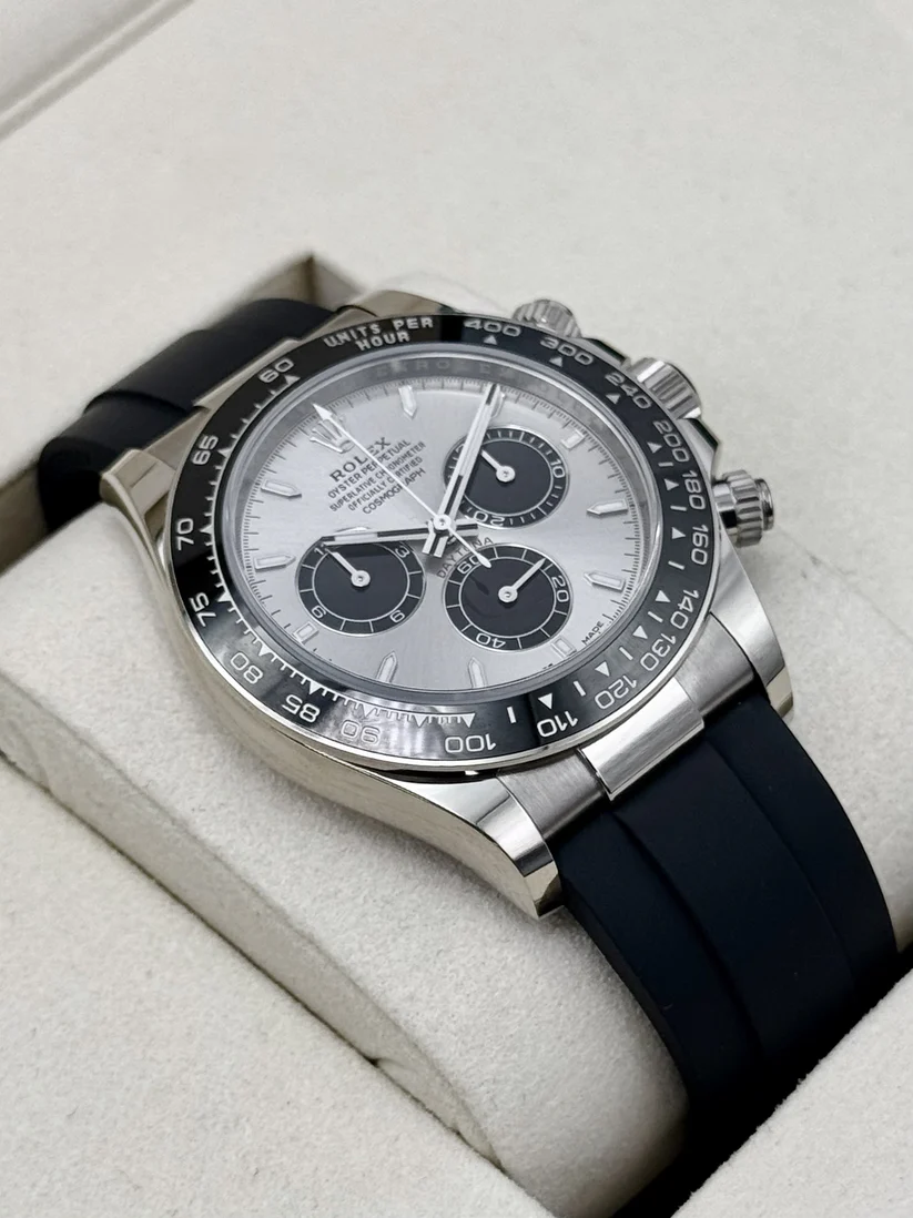 2026 Rolex Daytona 40mm 126519LN White Gold Oysterflex Silver Ghost Dial - Image 6